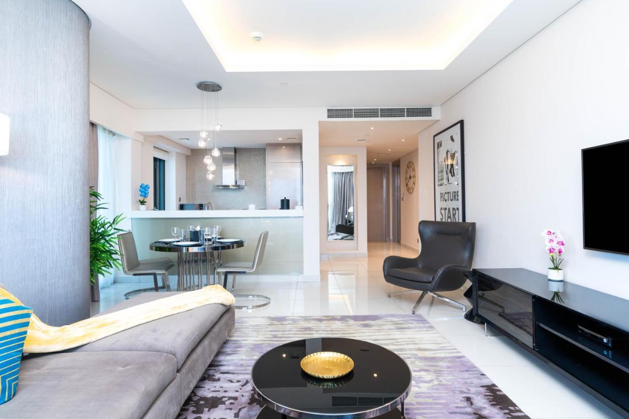 Globalstay Damac Towers By Paramount In Business Bay Dubái Exterior foto