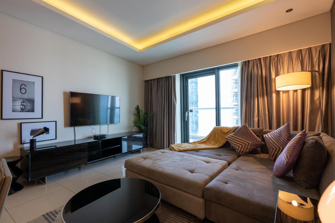 Globalstay Damac Towers By Paramount In Business Bay Dubái Exterior foto